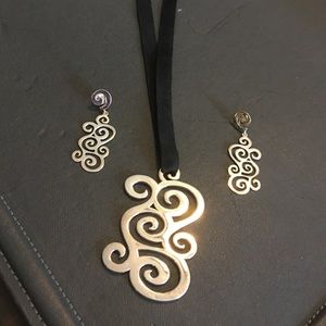 TOUS spirals Collect silver earrings and pendant